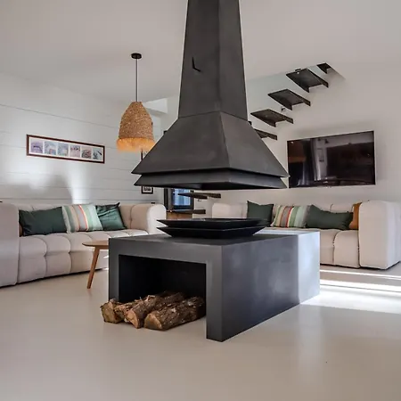 Architect-designed villa, 6 bedrooms, private pool Villa Andernos-les-Bains