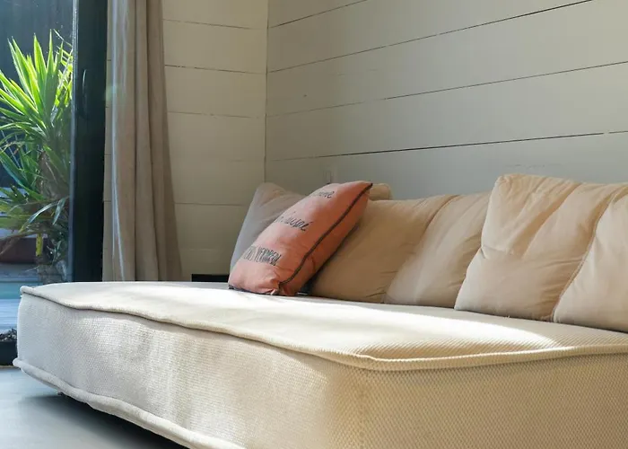 Architect-designed villa, 6 bedrooms, private pool Villa