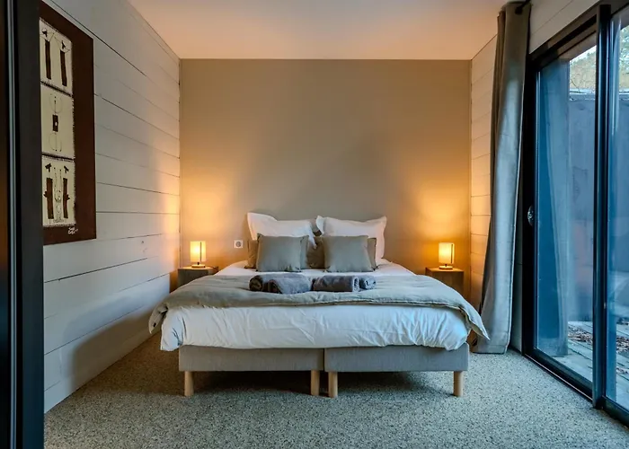 Architect-designed villa, 6 bedrooms, private pool Andernos-les-Bains